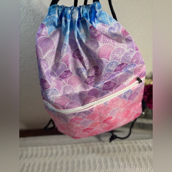 Drawstring Backpack Beach Swim Bag for Kids Draw String Mermaid Cinch Bag. - Picture 5 of 5